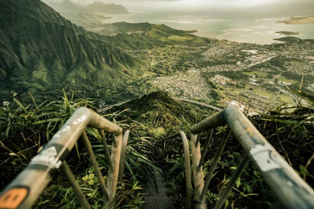illegal hike in Oahu to stay out